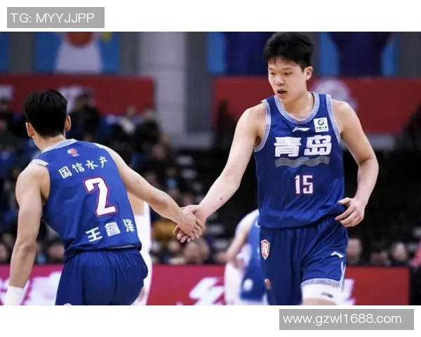 山东黄金与青岛双星激战正酣谁将赢得这场篮球盛宴的胜利 山东黄金与青岛双星激战正酣谁将赢得这场篮球盛宴的胜利