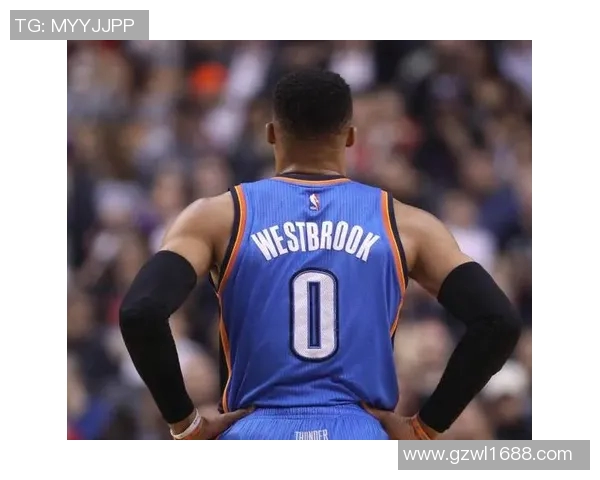 拉塞尔威斯布鲁克的传奇旅程与篮球生涯的辉煌瞬间 拉塞尔威斯布鲁克的传奇旅程与篮球生涯的辉煌瞬间