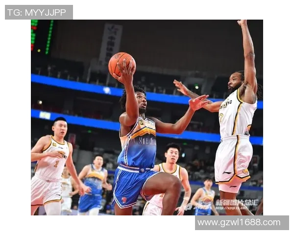 新疆男篮与天津男篮激战正酣谁能在这场对决中笑到最后 新疆男篮与天津男篮激战正酣谁能在这场对决中笑到最后