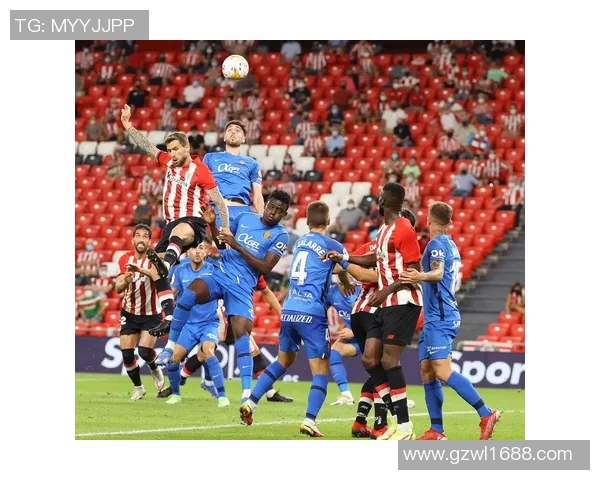 横滨队迎战鹿儿岛联队争夺关键积分展现球队实力与战术较量 横滨队迎战鹿儿岛联队争夺关键积分展现球队实力与战术较量