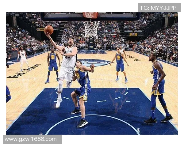 灰熊与小牛对决分析大小分预测及投注策略探讨 灰熊与小牛对决分析大小分预测及投注策略探讨