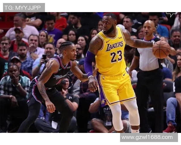 热火与湖人历史交锋分析及球队现状对比探讨 热火与湖人历史交锋分析及球队现状对比探讨