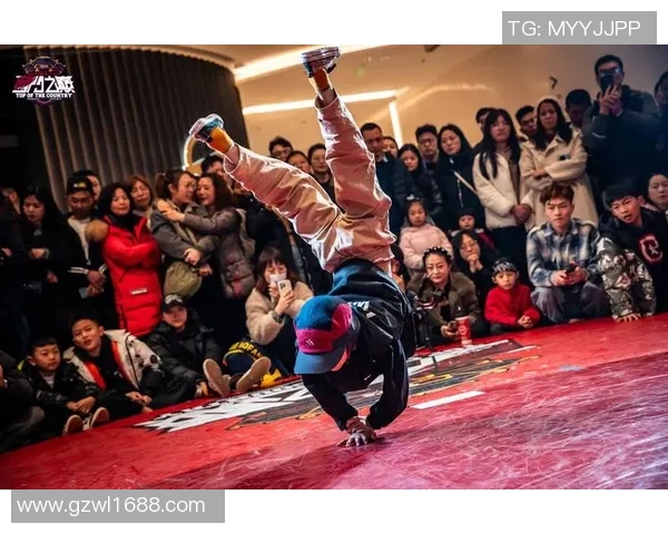 成都街舞队的防守策略解析与街舞文化的深度融合探讨 成都街舞队的防守策略解析与街舞文化的深度融合探讨